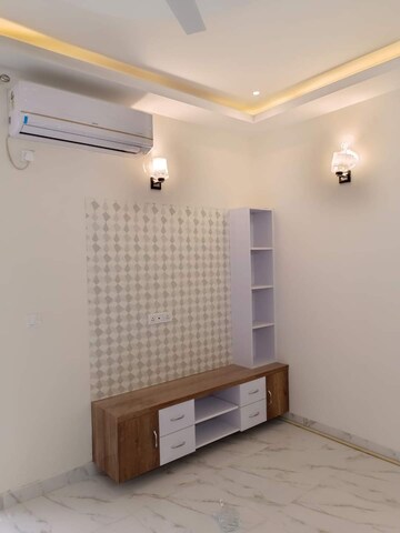 Room in 2 BHK Builder Floor at Burari – for Sale