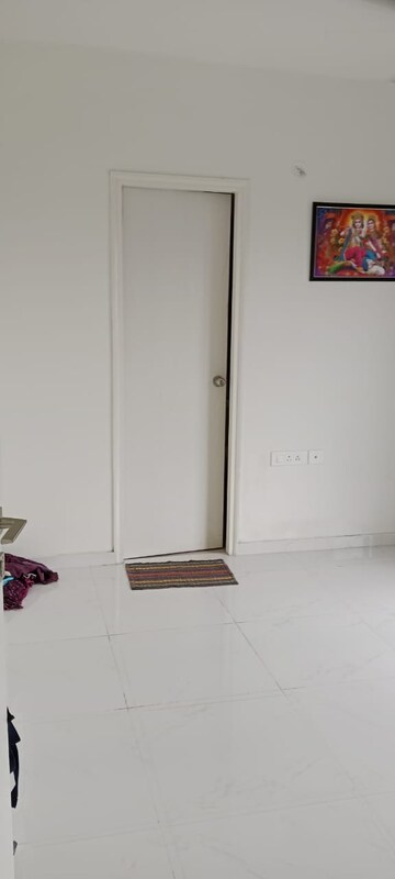 Room in 1 BHK Apartment at Runwal Gardens, Dombivli East – for Sale