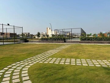  Plot – Garden View at Vidhan Sabha Marg - for Sale