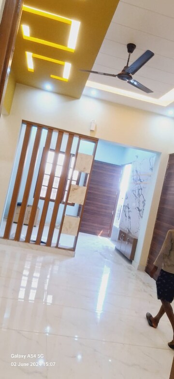 Building Lobby in 6+ BHK Villa at Faizabad Road – for Sale