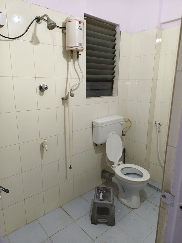 Bathroom, laxmi-palace 2 Bedroom 1300 Sq.Ft. Apartment In Aundh Pune 7458942