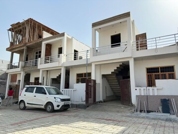 2 BHK Independent House – Exterior View View at Sultanpur Road - for Sale