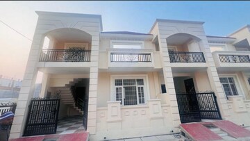 2 BHK Independent House – Exterior View View at Sultanpur Road - for Sale