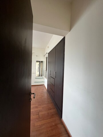 Room in 2 BHK Apartment at Lodha Luxuria, Majiwada – for Sale