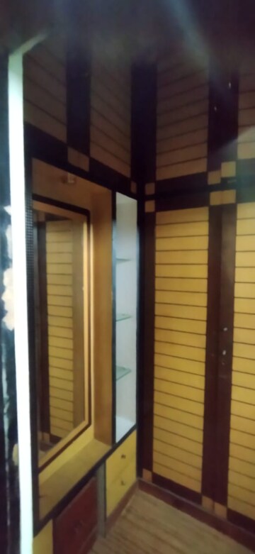 Building Lobby in 3 BHK Builder Floor at Mansarovar – for Sale