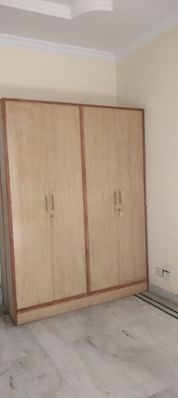 Furnished Amenities in 3 BHK Apartment at Conscient Heritage One, Sector 62 – for Sale