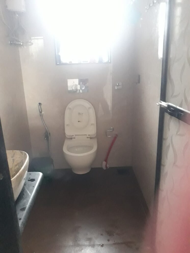 Bathroom, omkar-apartments-vashi-sector-15 1 Bedroom 680 Sq.Ft. Apartment In Vashi Sector 15 Navi Mumbai 7459599