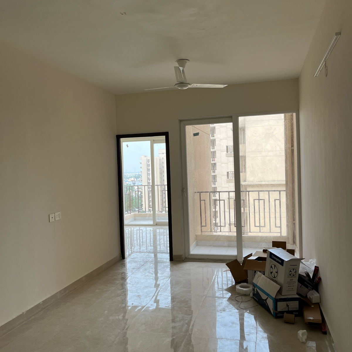 2 BHK Apartment For Rent in Signature Orchard Avenue 2 Hayatpur Gurgaon  7459657