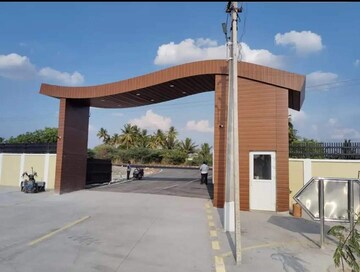  Plot – Exterior View View at Trichy Madurai Road - for Sale