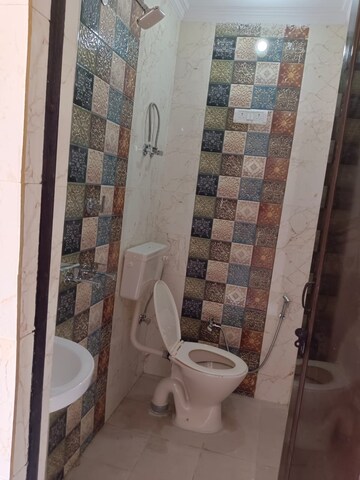 Bathroom in 1 BHK Builder Floor at Lajpat Nagar – for Rent