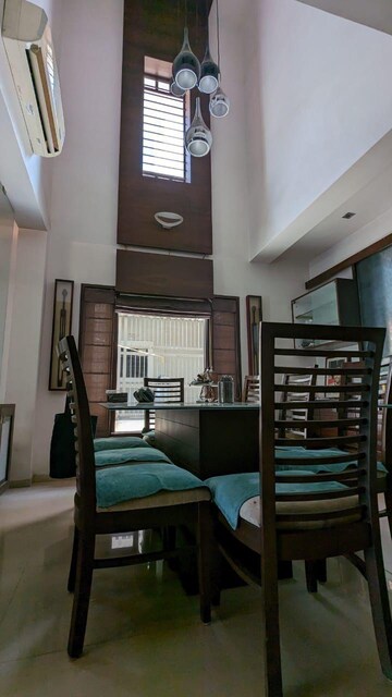 Staircase in 4 BHK Villa at Vishwanath Shaligram, Thaltej – for Sale