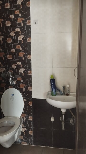 Bathroom in 2 BHK Apartment at Vihang Valley Phase1, Kasarvadavali – for Sale