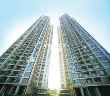 2.5 BHK Apartment For Sale in Imperial Heights Goregaon West, Goregaon West