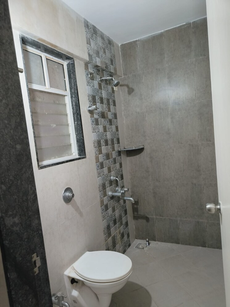 Bathroom, gokhale-waves 2 Bedroom 692 Sq.Ft. Apartment In Wakad Pune 7460451