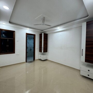 Room in 3 BHK Builder Floor at Chattarpur – for Sale