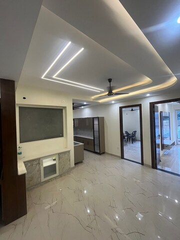 Room in 3 BHK Builder Floor at Gms Road – for Sale