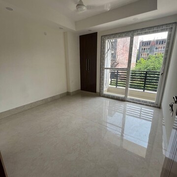 Room in 3 BHK Builder Floor at Chattarpur – for Sale