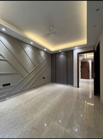 Room in 3 BHK Builder Floor at Chattarpur – for Sale
