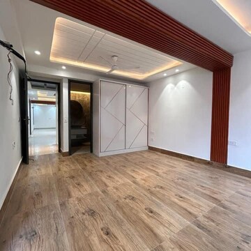 Room in 4 BHK Builder Floor at Chattarpur – for Sale