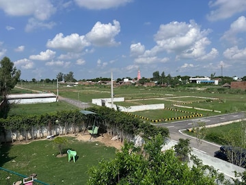 Plot Area in  Plot at Yamuna Expressway – for Sale