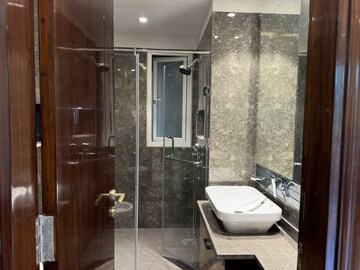 Bathroom in 3 BHK Builder Floor at New Rajinder Nagar – for Sale