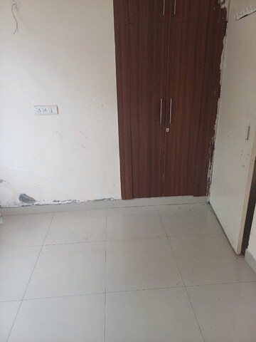 Room in 3 BHK Apartment at Adore Happy Homes Exclusive, Sector 86 – for Sale