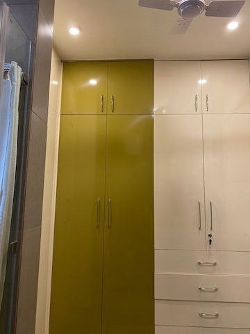 Furnished Amenities in 2.5 BHK Apartment at Ireo Skyon, Sector 60 – for Sale