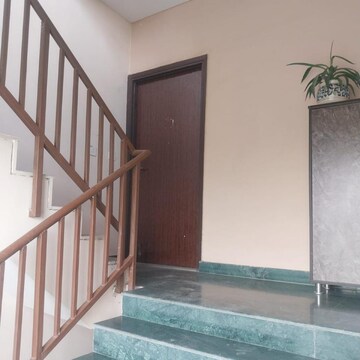 Room in 3 BHK Apartment at BPTP Parkland Pride Phase 2, Sector 77 – for Sale