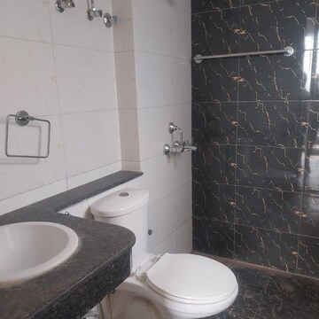 Bathroom in 3 BHK Apartment at BPTP Parkland Pride Phase 2, Sector 77 – for Sale