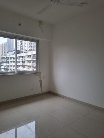 Room in 2 BHK Apartment at Alliance Fortuna Blue, Lower Parel – for Sale