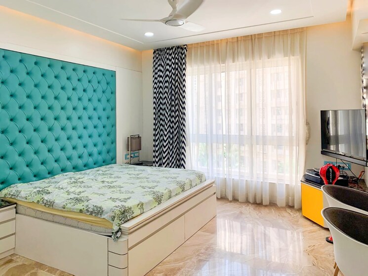 Bedroom, hiranandani-meadows 4 Bedroom 2700 Sq.Ft. Apartment In Manpada Thane 7462712
