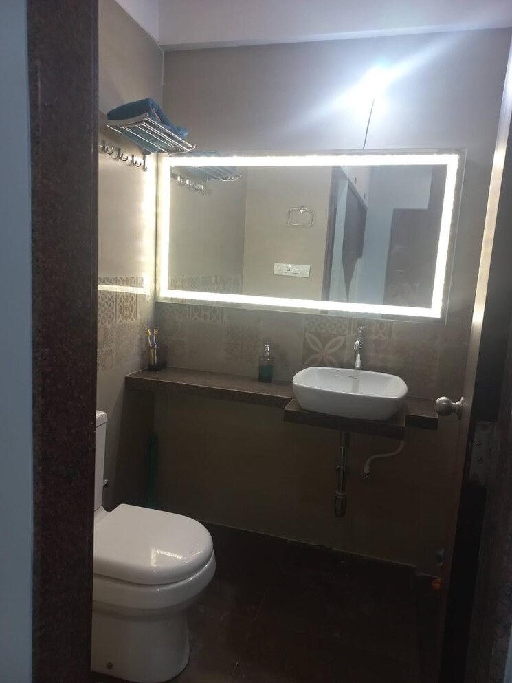 Bathroom, sai-dham-complex-kandivali 1 Bedroom 455 Sq.Ft. Apartment In Kandivali West Mumbai 7462863