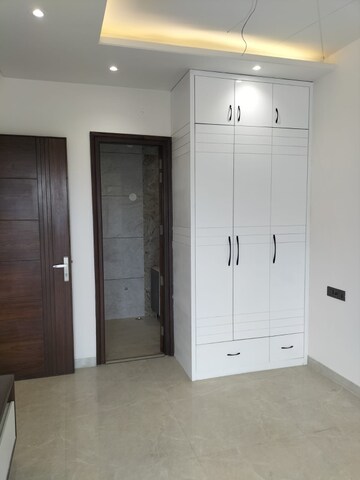 Bedroom in 2 BHK Builder Floor at Sector 79 – for Sale