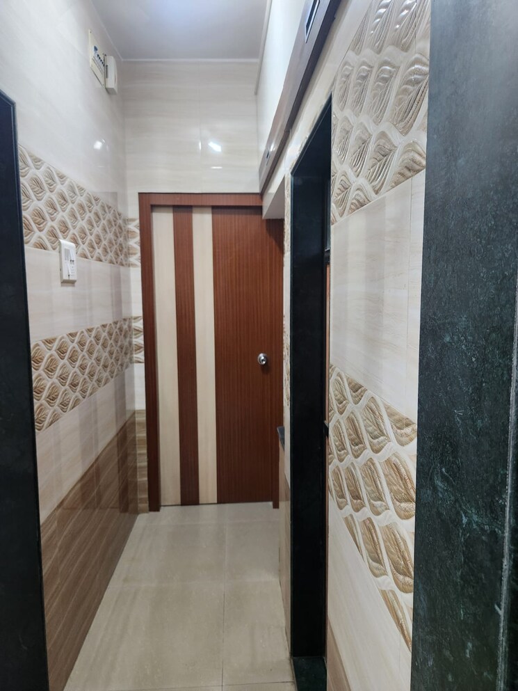 Bathroom, shubham-heights-dombivali 1 Bedroom 560 Sq.Ft. Apartment In Dombivli East Thane 7463176