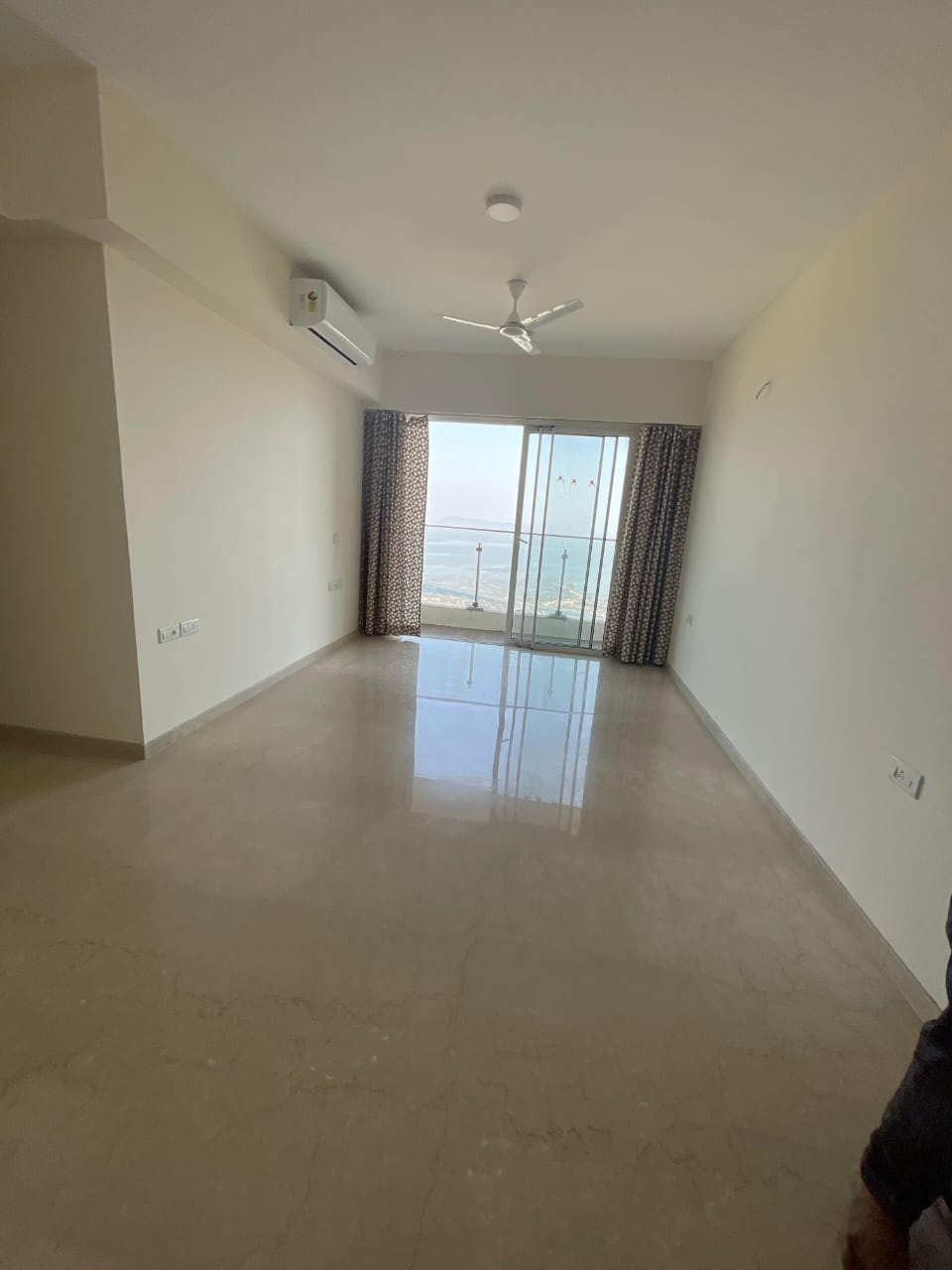 3 BHK Apartment For Rent in Ruparel Ariana Parel Mumbai  7463348