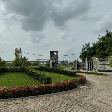  Plot – Exterior View View at Simrol - for Sale