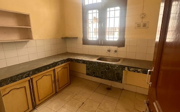 6 BHK Independent House For Sale in Sector 19