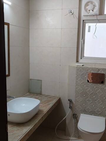 Bathroom in 3 BHK Apartment at ATS Le Grandiose, Sector 150 – for Sale
