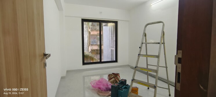 Room, is-the-palazzo 1 Bedroom 425 Sq.Ft. Apartment In Santacruz East Mumbai 7464091