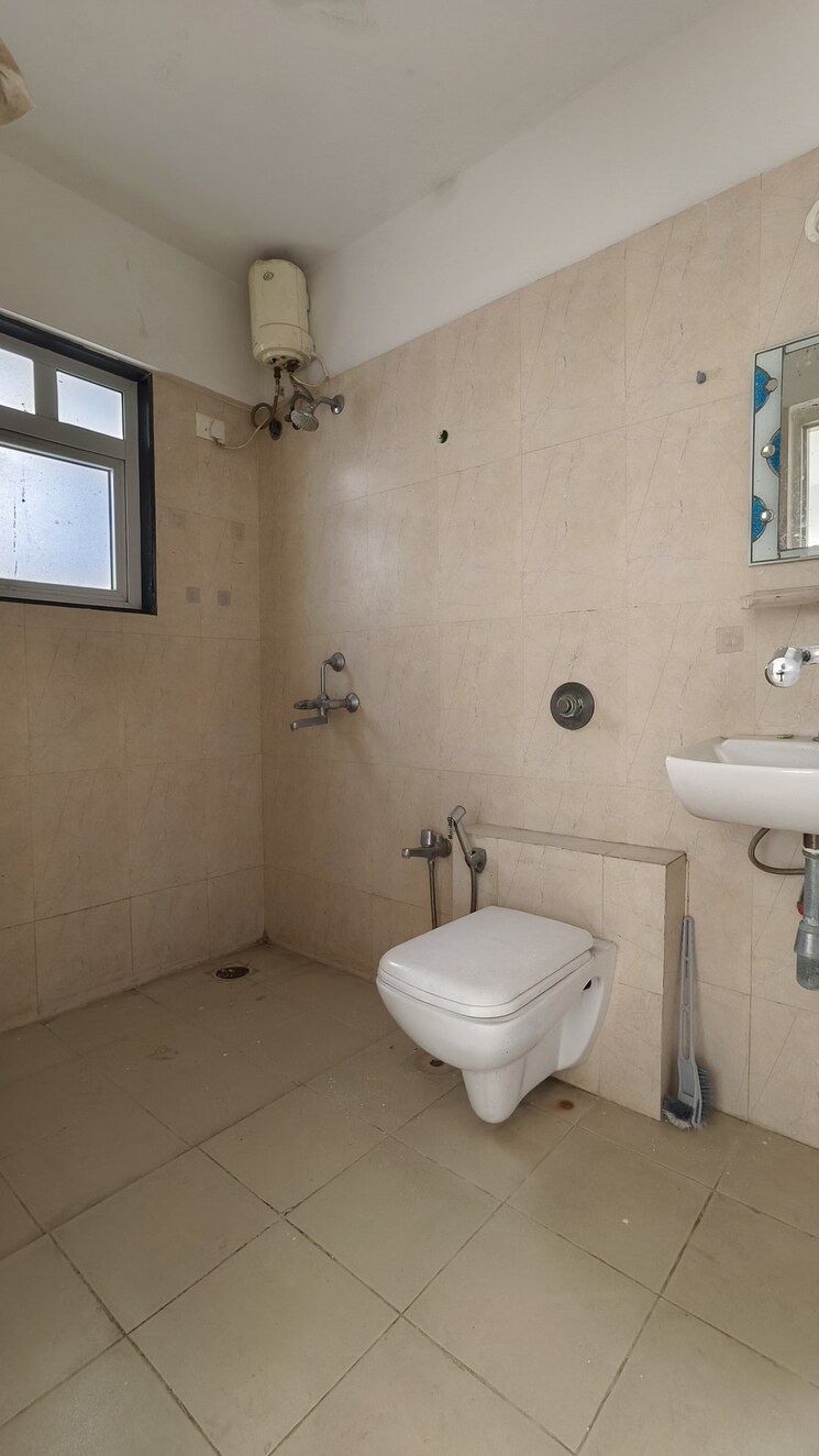 Bathroom, shree-krupa-keshav-heights-phase-i 2 Bedroom 750 Sq.Ft. Apartment In Parsik Nagar Thane 7464356