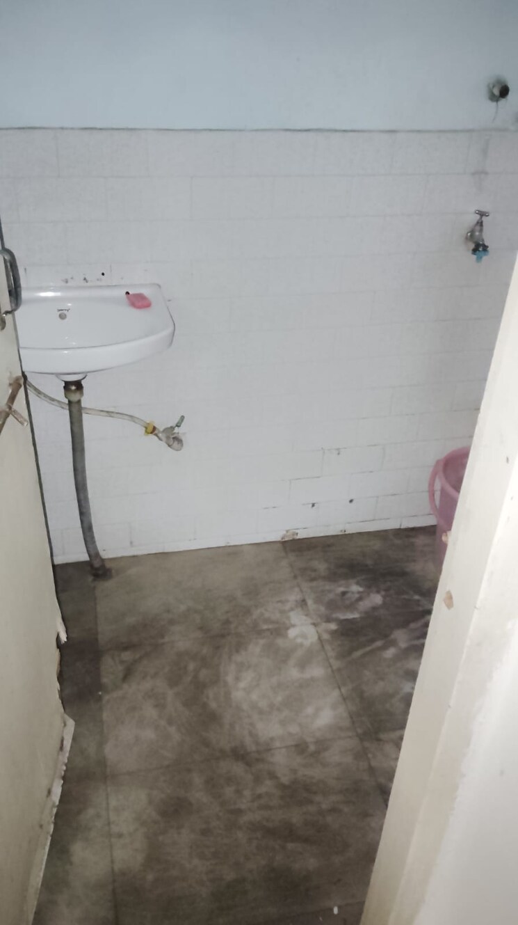 Bathroom, megha-terraces 1 Bedroom 580 Sq.Ft. Apartment In Aundh Pune 7464366