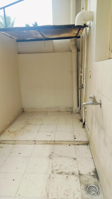 Bathroom in 4 BHK Independent House at Jubilee Hills – for Sale