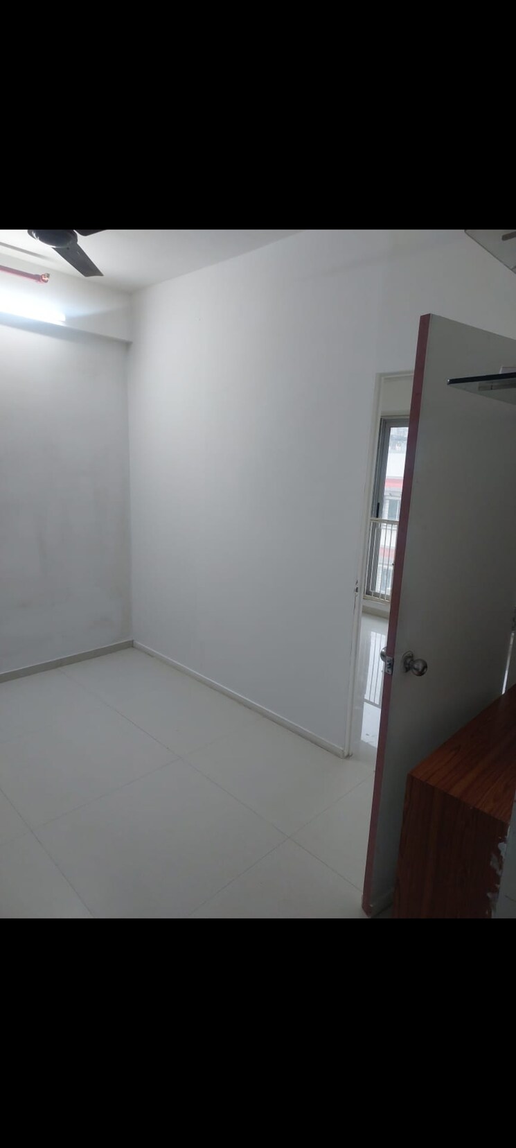 Room, mayfair-housing-mayfair-marvel 1 Bedroom 418 Sq.Ft. Apartment In Malad West Mumbai 7464693