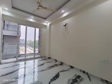 Room in 3 BHK Builder Floor at Chattarpur – for Sale