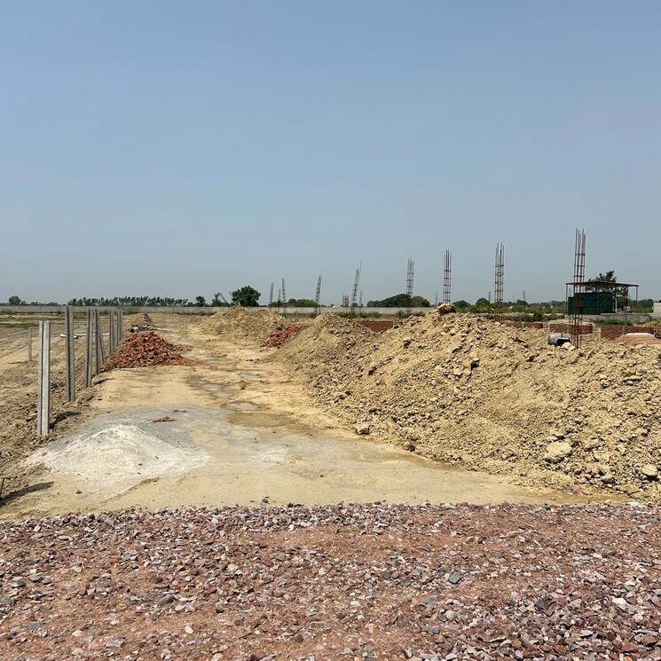 Listing Cover Image