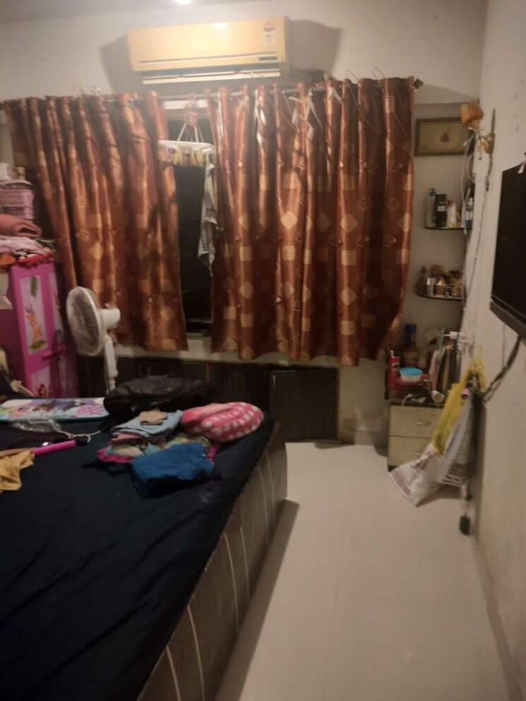 Bedroom, madhuvan-chs-andheri 3 Bedroom 1000 Sq.Ft. Apartment In Andheri West Mumbai 7465131