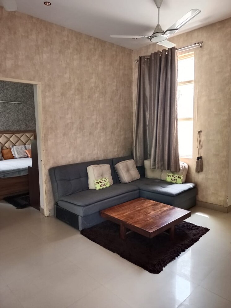 Living Room, amolik-sankalp 1 Bedroom 438 Sq.Ft. Apartment In Sector 85 Faridabad 7465396