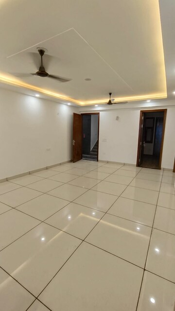 Room in 3 BHK Builder Floor at Chattarpur – for Sale