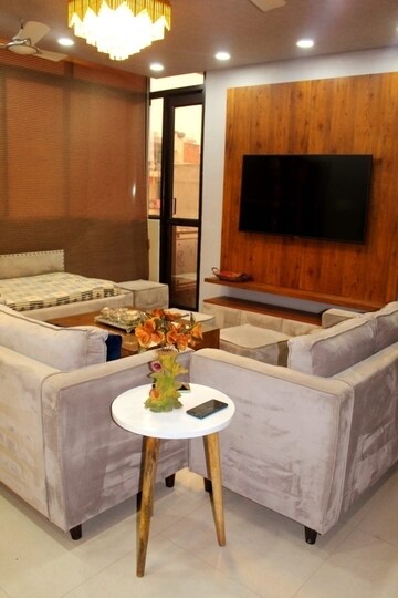 Bathroom in 3 BHK Builder Floor at Janakpuri – for Sale