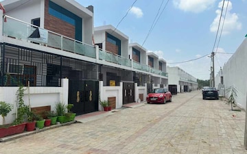 4 BHK Villa For Sale in Rajajipuram